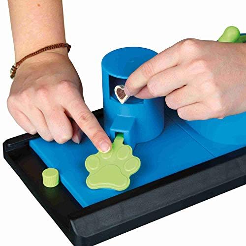 DOG ACTIVITY POKER BOX VARIO 1 STRATEGY GAME SIZE 32  17 CM
