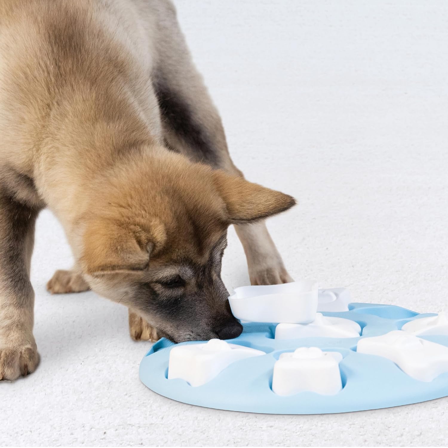 PUPPY SMART INTERACTIVE TREAT PUZZLE 28CM BLUE