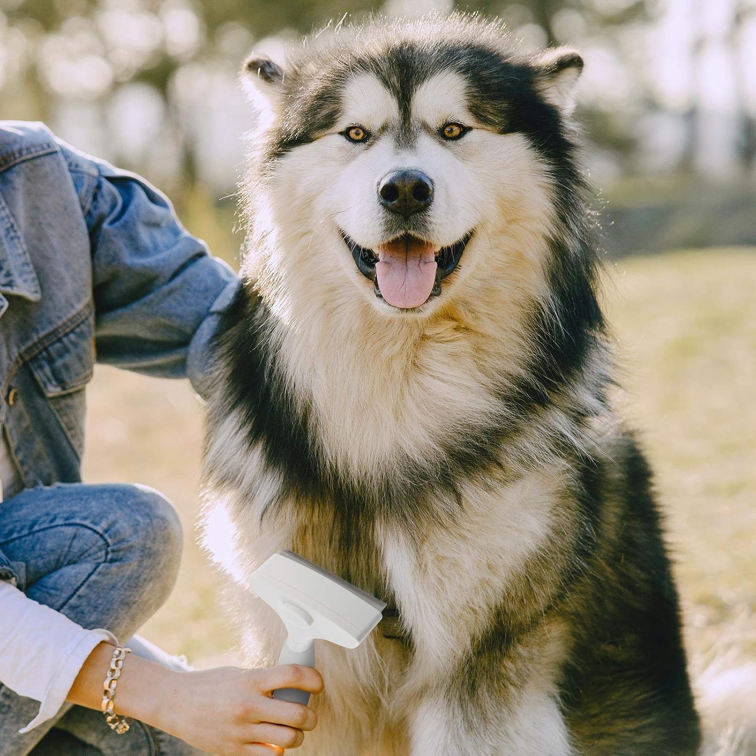 SELF CLEAN DESHEDDING COMB MEDIUM