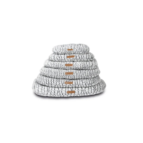 M PETS SNAKE OVAL CUSHION  S(65CM X 40CM)